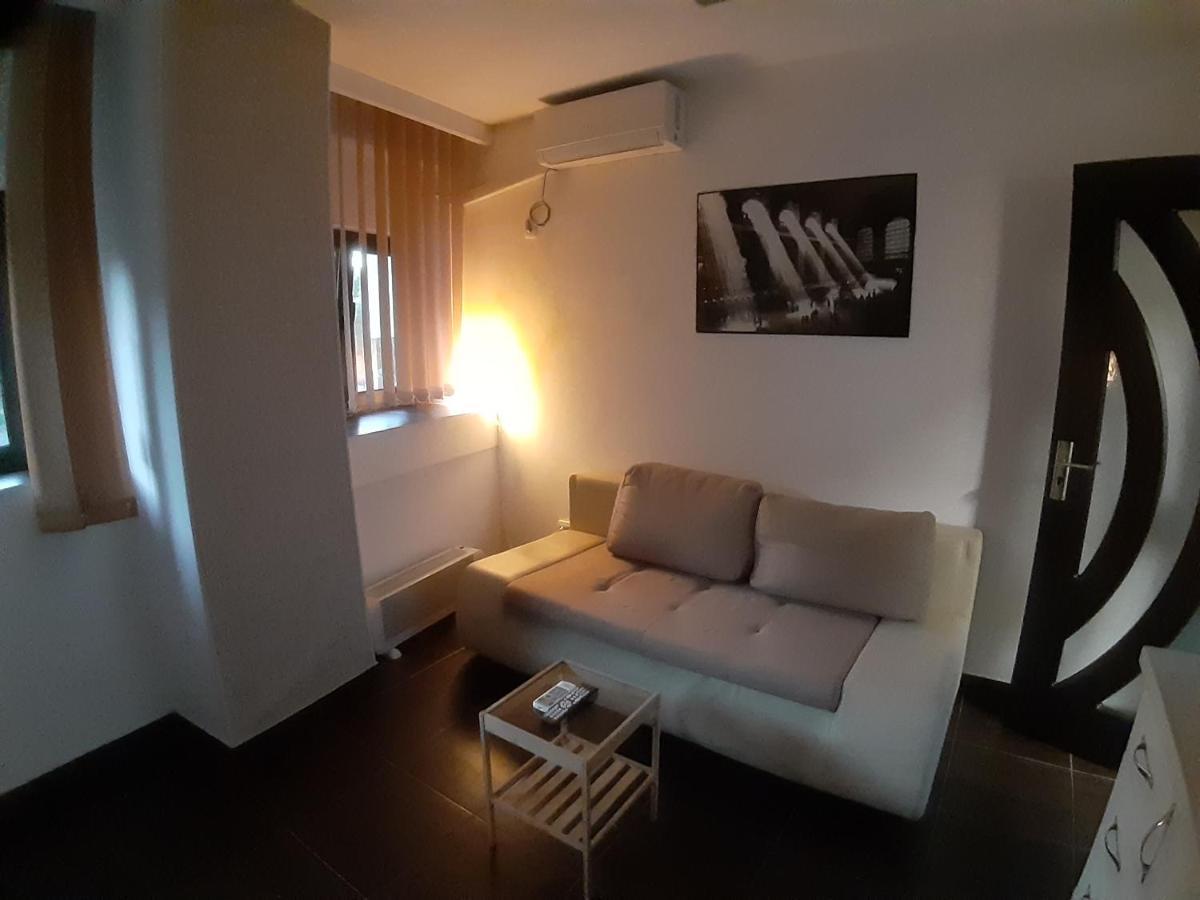 Piata Rosetti Universitate Apartment บูคาเรสต์ ภายนอก รูปภาพ